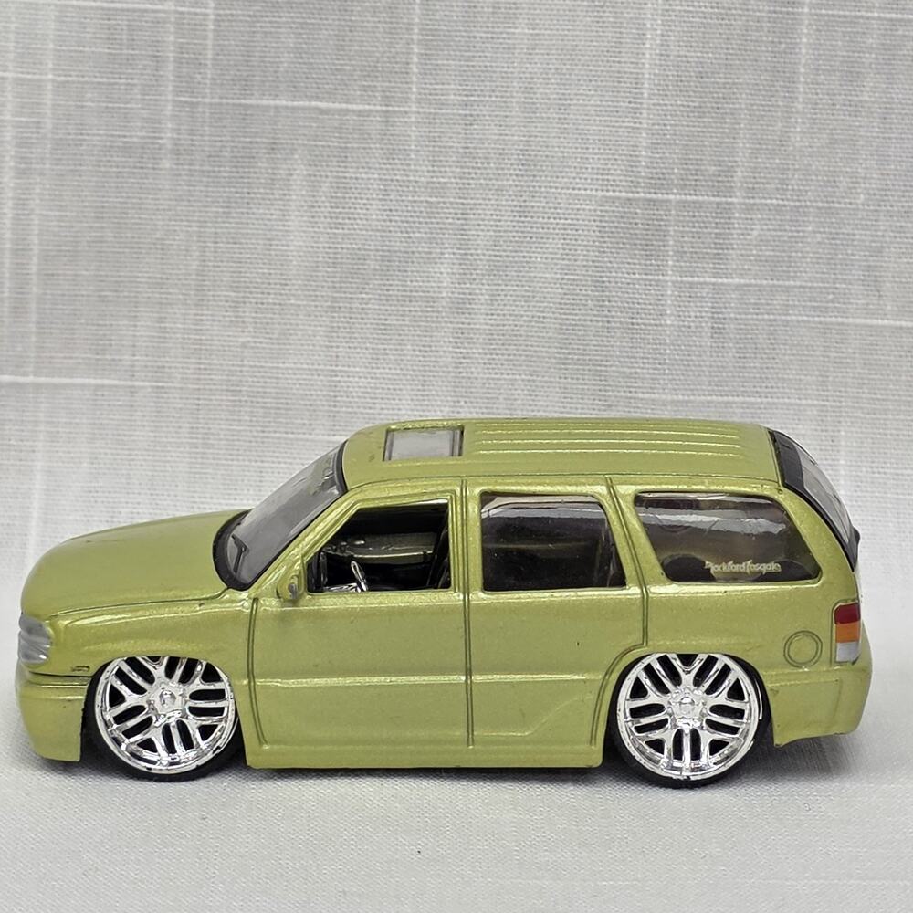 2004 Chevrolet Malibu Custom Green Diecast Car Rockford Fosgate Chrome Wheels
